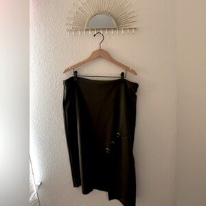 Worthington Olive green skirt, size 16W, Asymmetrical Hem, zipper on back, flowy